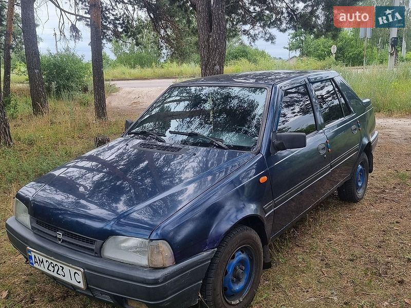 Dacia SuperNova 2003 Dacia SuperNova 2003