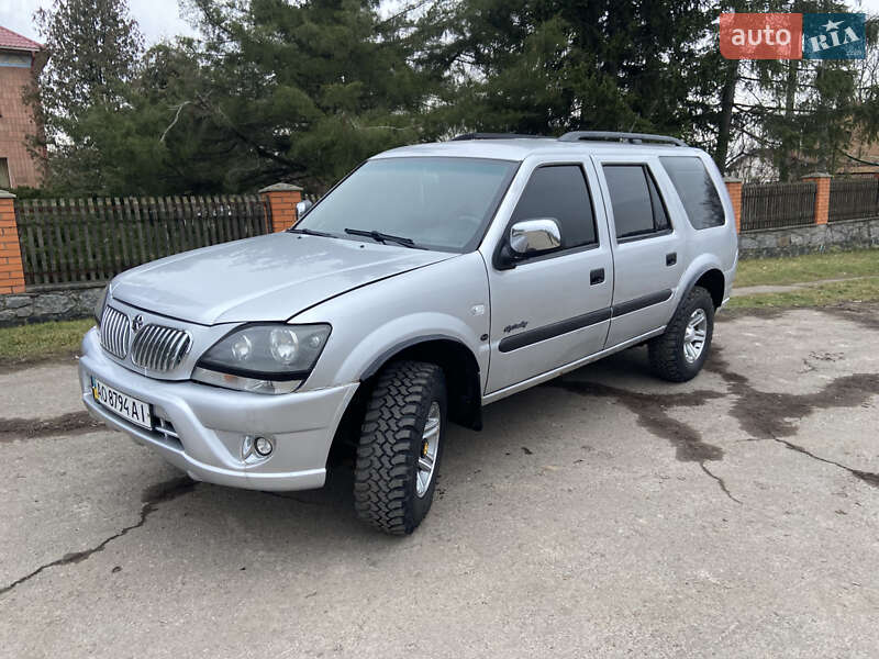 Легкові Dadi City Leading