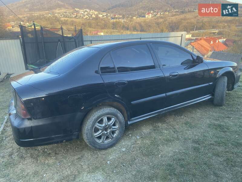 Седан Daewoo Evanda 2003 в Ужгороде