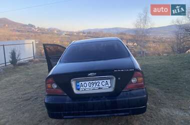Седан Daewoo Evanda 2003 в Ужгороде
