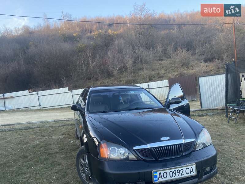 Седан Daewoo Evanda