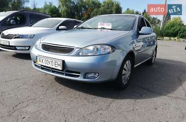 Daewoo Gentra  2013