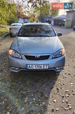 Daewoo Gentra  2015
