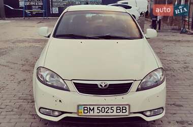 Daewoo Gentra  2013