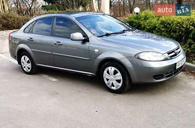 Daewoo Gentra  2013