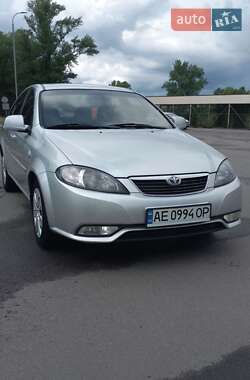 Daewoo Gentra  2013