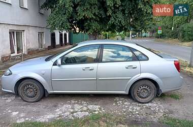 Daewoo Gentra  2013