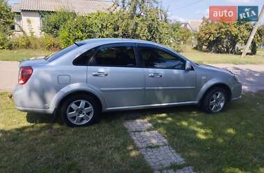 Daewoo Gentra  2013