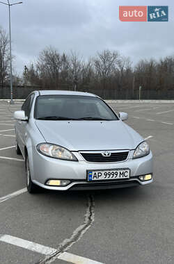 Daewoo Gentra  2014