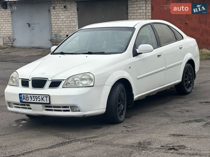 Седан Daewoo Lacetti