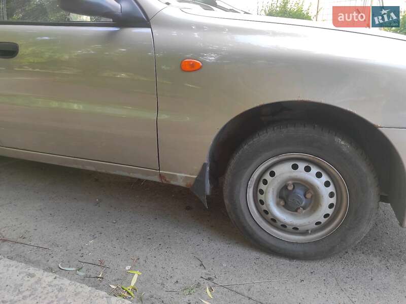 Седан Daewoo Lanos 2008 в Львове