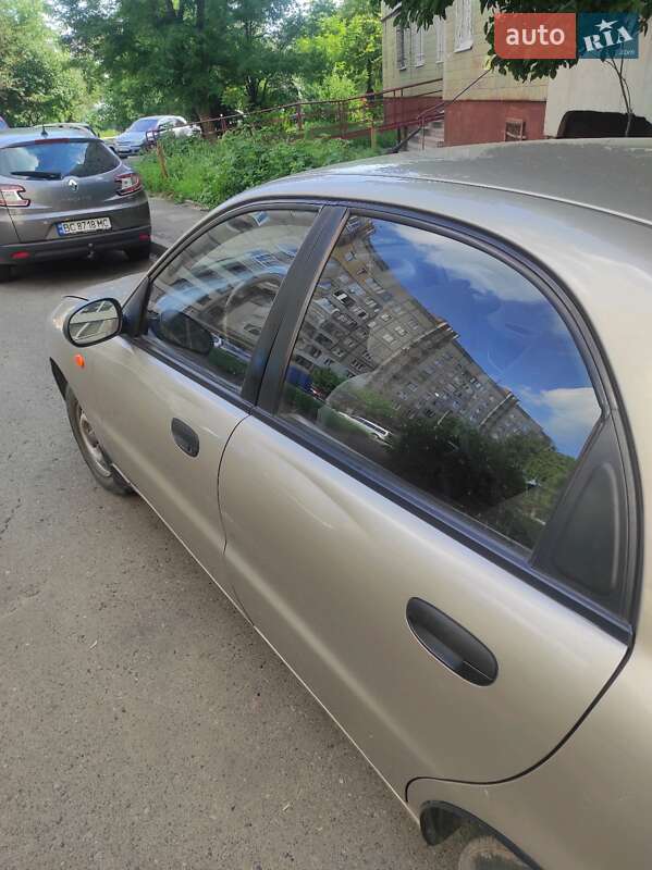Седан Daewoo Lanos 2008 в Львове