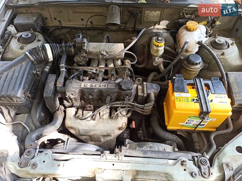 Седан Daewoo Lanos 2003 в Києві фото 5 Седан Daewoo Lanos 2003 в Києві