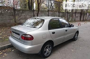 Daewoo Lanos  2009