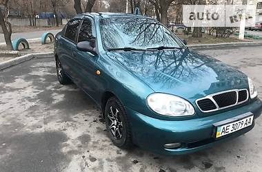 Daewoo Lanos  1998