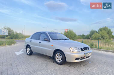 Седан Daewoo Lanos 2005 в Ужгороді
