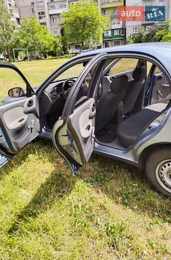Daewoo Lanos  2008