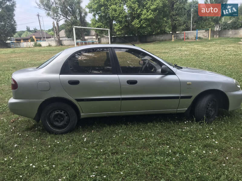 Седан Daewoo Lanos 2008 в Дніпрі
