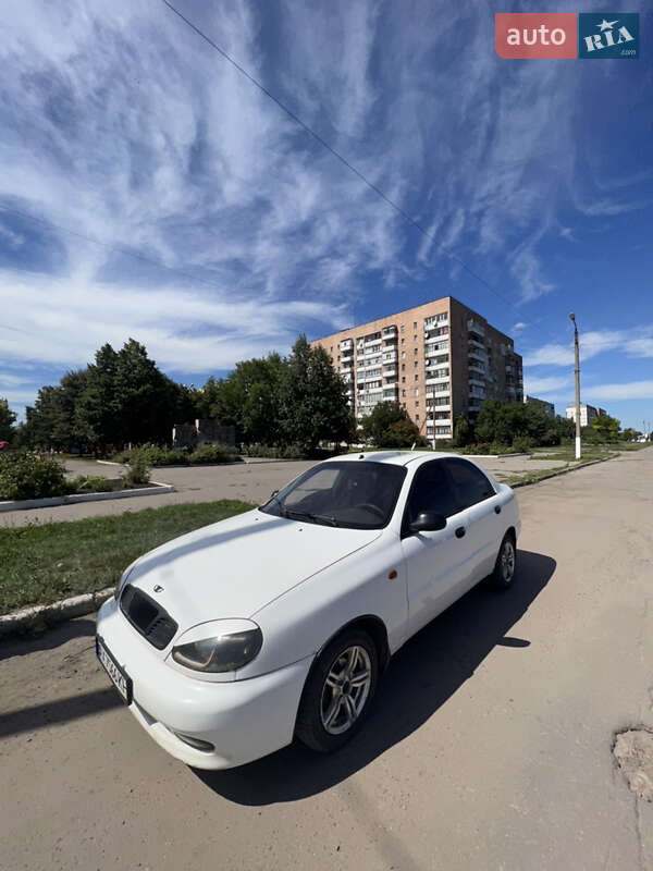 Седан Daewoo Lanos 2003 в Первомайске