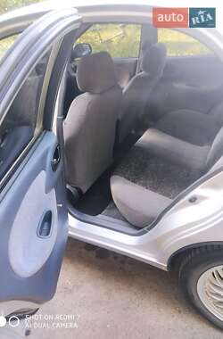 Седан Daewoo Lanos 2006 в Киеве