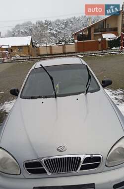 Daewoo Lanos  2005