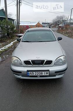 Daewoo Lanos  2002