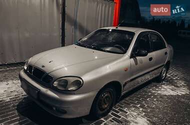 Daewoo Lanos  2004