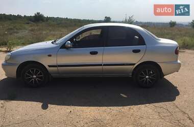 Daewoo Lanos  2002