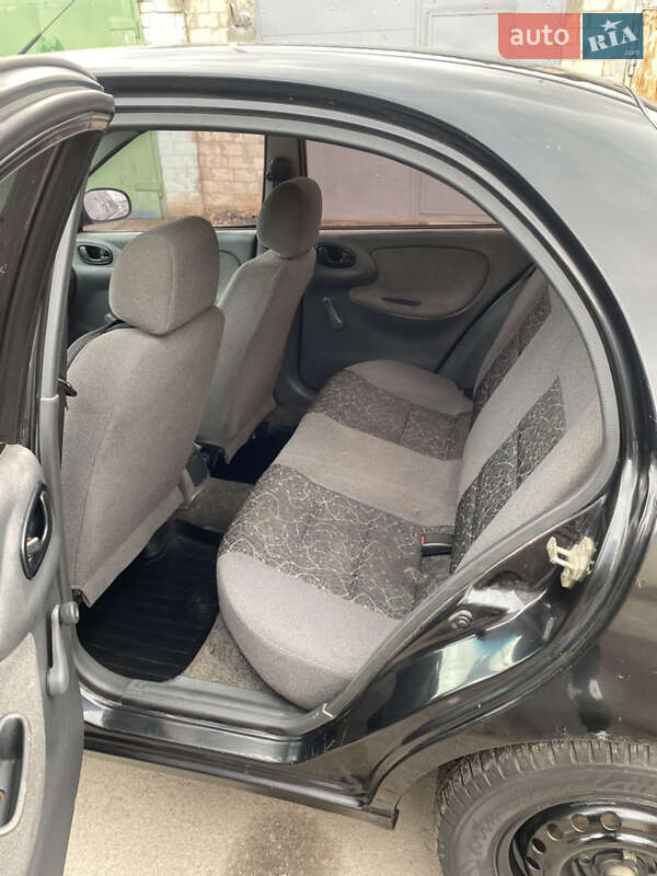 Седан Daewoo Lanos 2008 в Дубно
