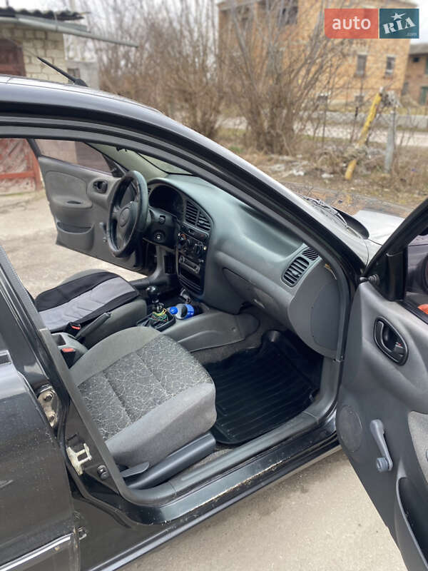 Седан Daewoo Lanos 2008 в Дубно