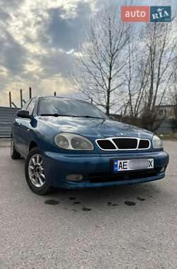 Daewoo Lanos  1998