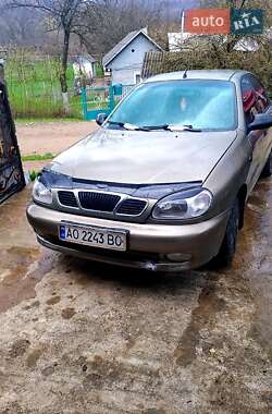 Daewoo Lanos  2003