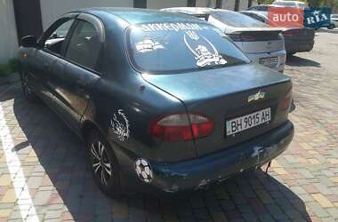 Daewoo Lanos  1998
