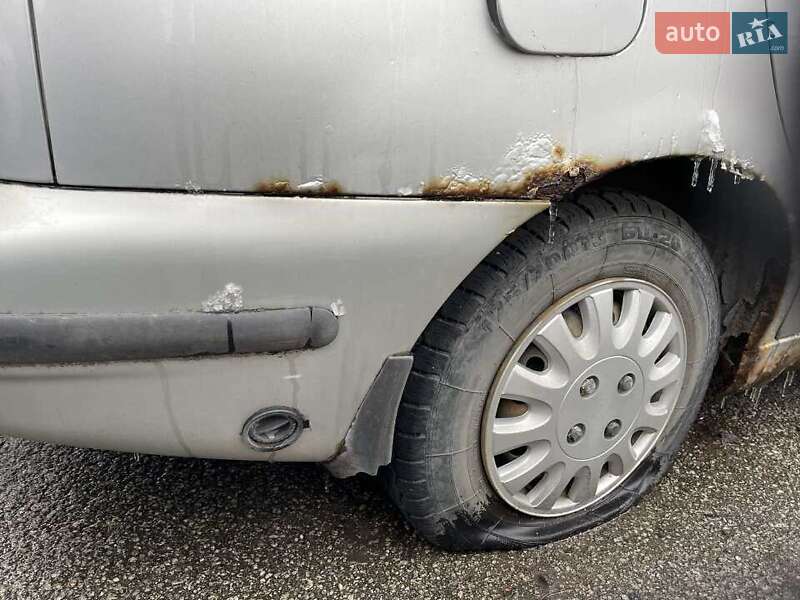 Седан Daewoo Lanos 2004 в Києві
