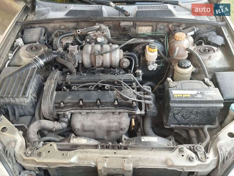 Седан Daewoo Lanos 2002 в Харькове