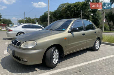 Daewoo Lanos  2002