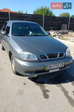 Daewoo Lanos  2009