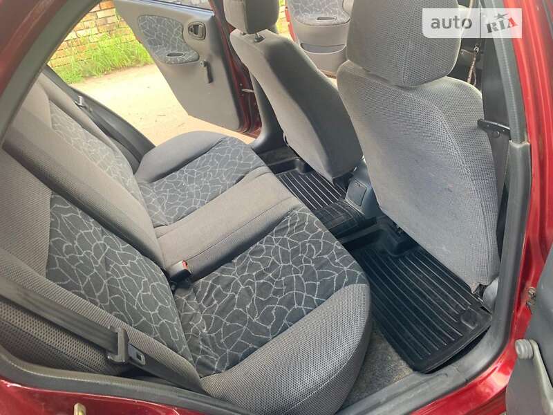 Седан Daewoo Lanos 2004 в Костянтинівці (Краматорського району)