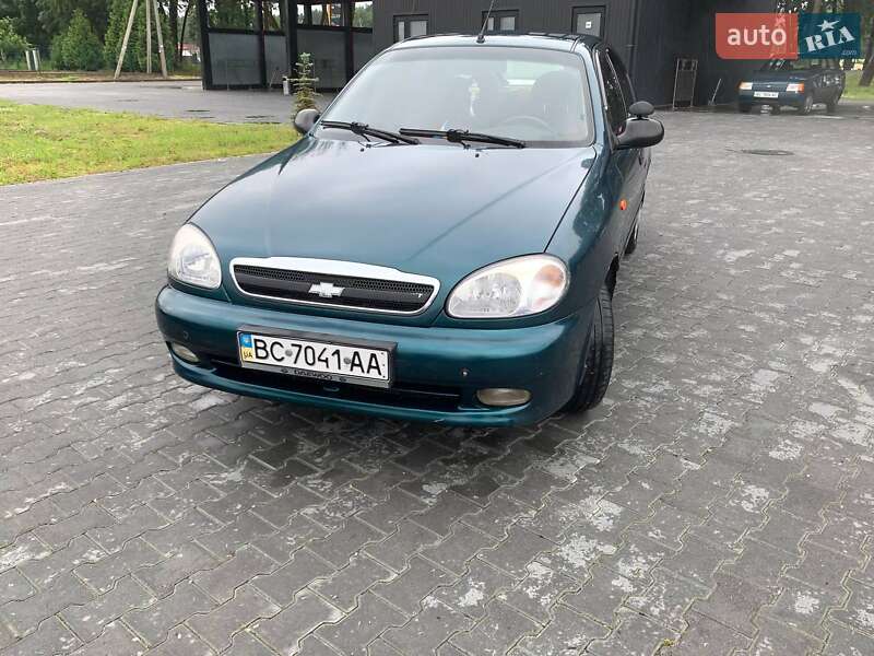 Седан Daewoo Lanos 2004 в Львові