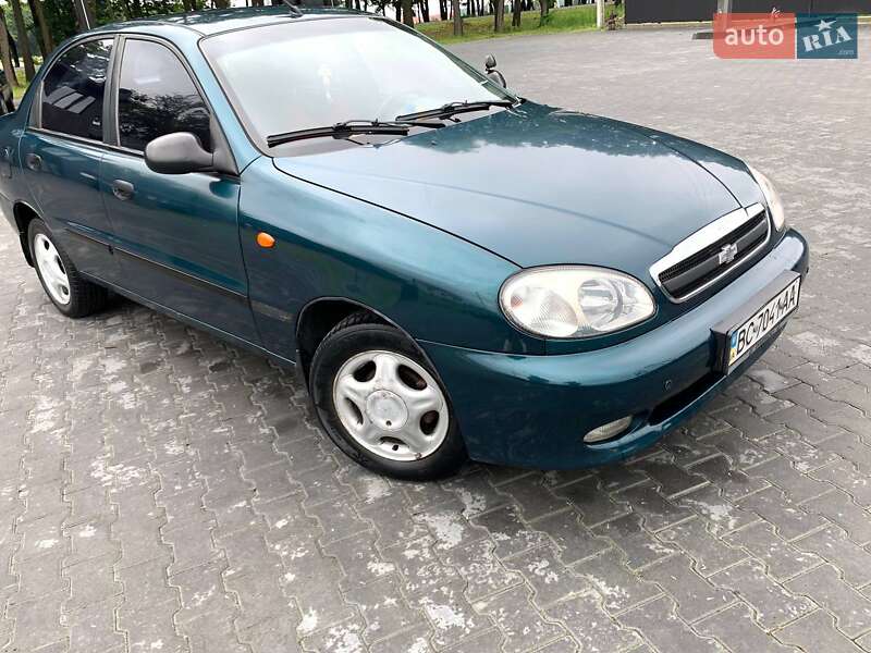 Седан Daewoo Lanos 2004 в Львові