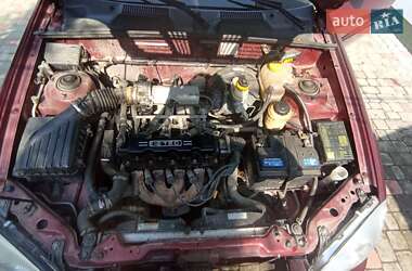 Седан Daewoo Lanos 2003 в Тячеве