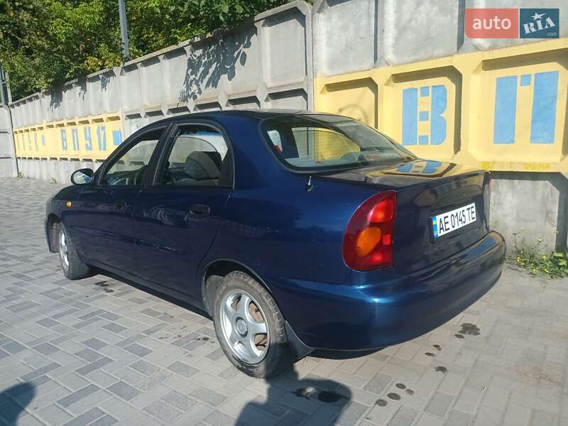 Седан Daewoo Lanos 2005 в Днепре