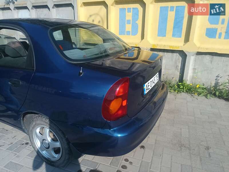 Седан Daewoo Lanos 2005 в Днепре
