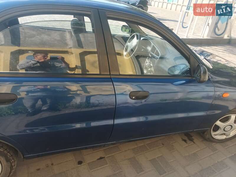 Седан Daewoo Lanos 2005 в Днепре