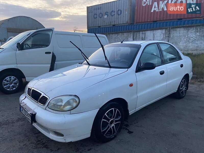 Седан Daewoo Lanos 2004 в Одесі