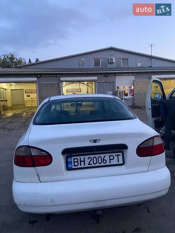 Седан Daewoo Lanos 2004 в Одесі