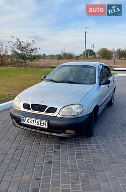 Daewoo Lanos  1998