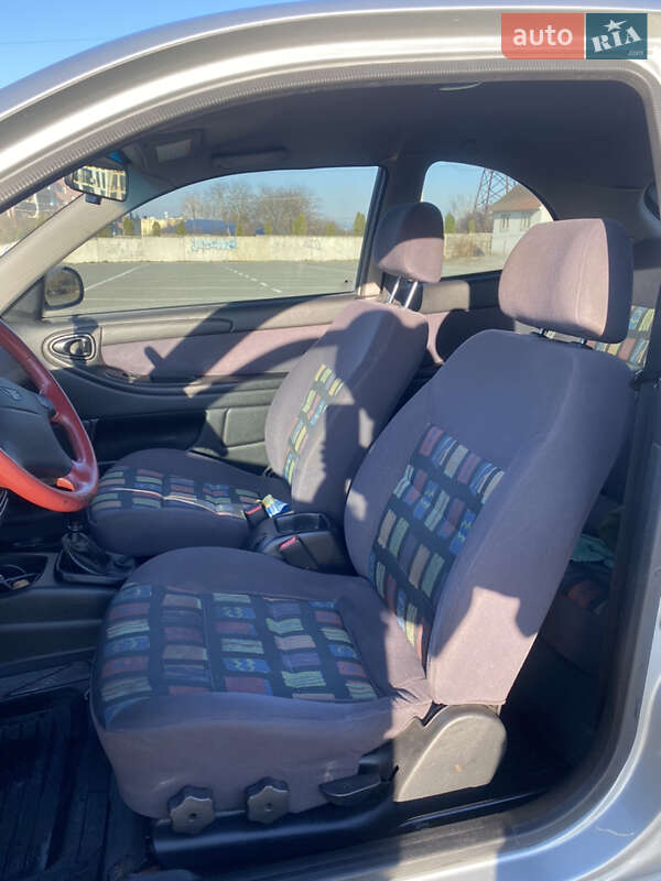 Хэтчбек Daewoo Lanos 2003 в Софиевской Борщаговке фото 21 Хэтчбек Daewoo Lanos 2003 в Софиевской Борщаговке