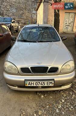 Daewoo Lanos  2004