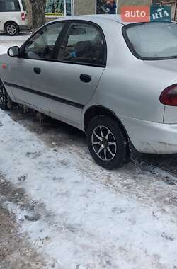 Daewoo Lanos  2003